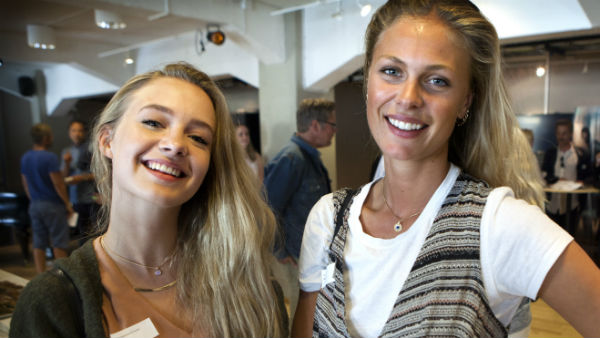 Mathilde Storm og Ida Ursin Holm slik de EGENTLIG ser ut. Foto: Pål Nordseth